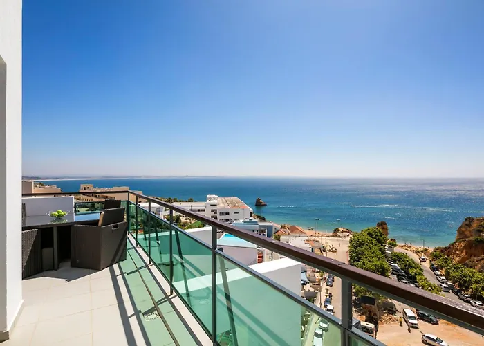 Villa Doris Suites